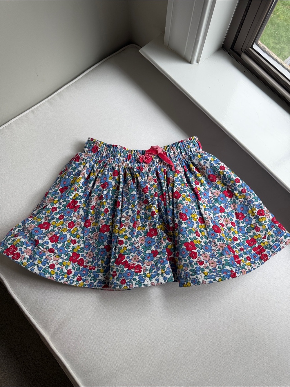 Mini Boden Multicolor Floral Corduroy Skirt with Pink Ribbon 4-5Y